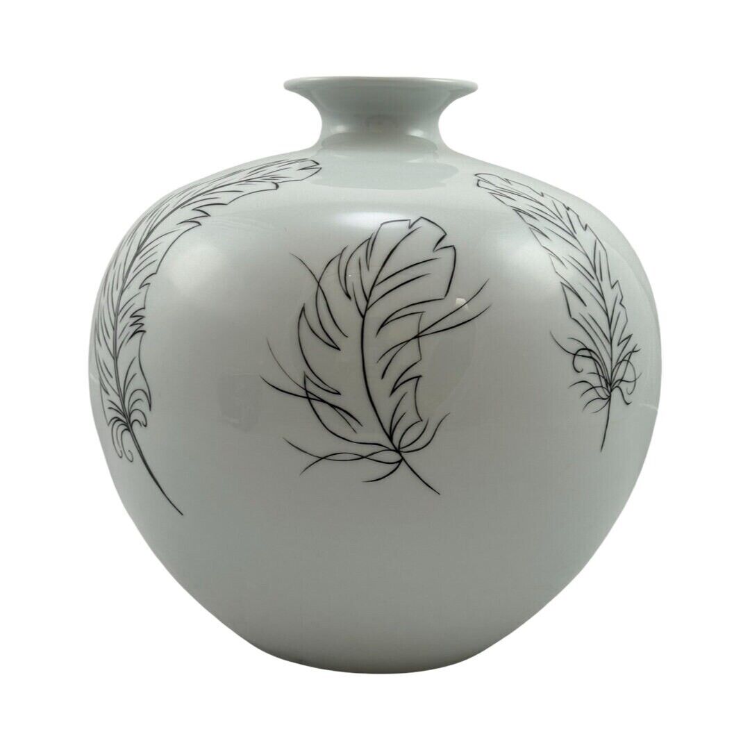 White Pomegranate Porcelain Vase With Black Feathers