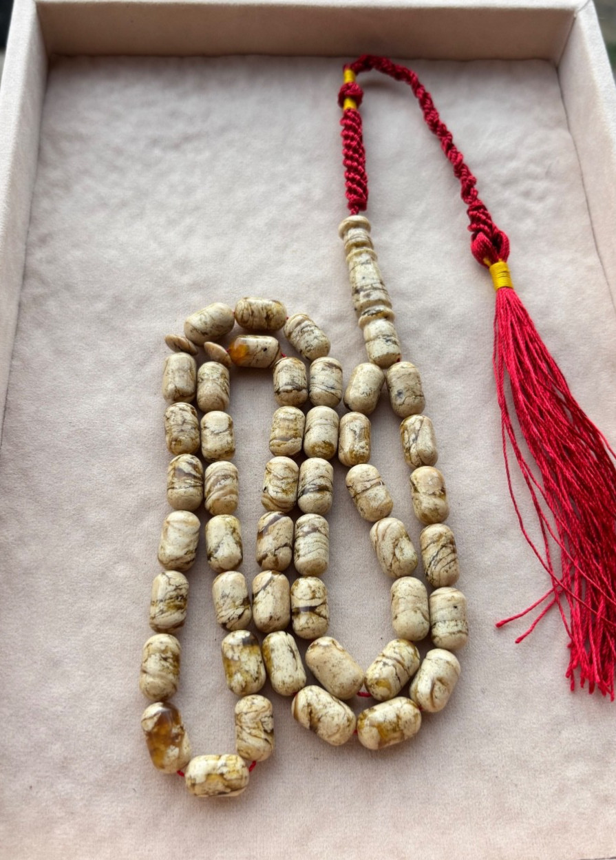 Sumatra Amber Tasbih – 45 Beads, White Zebra Pattern Capsule Prayer Beads