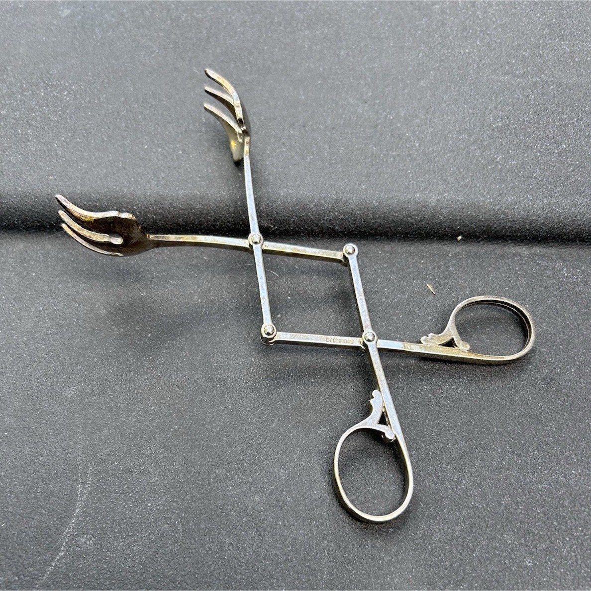 Vintage Eales 1779 Italy Silverplate Mechanical Scissor Ice / Sugar Tongs