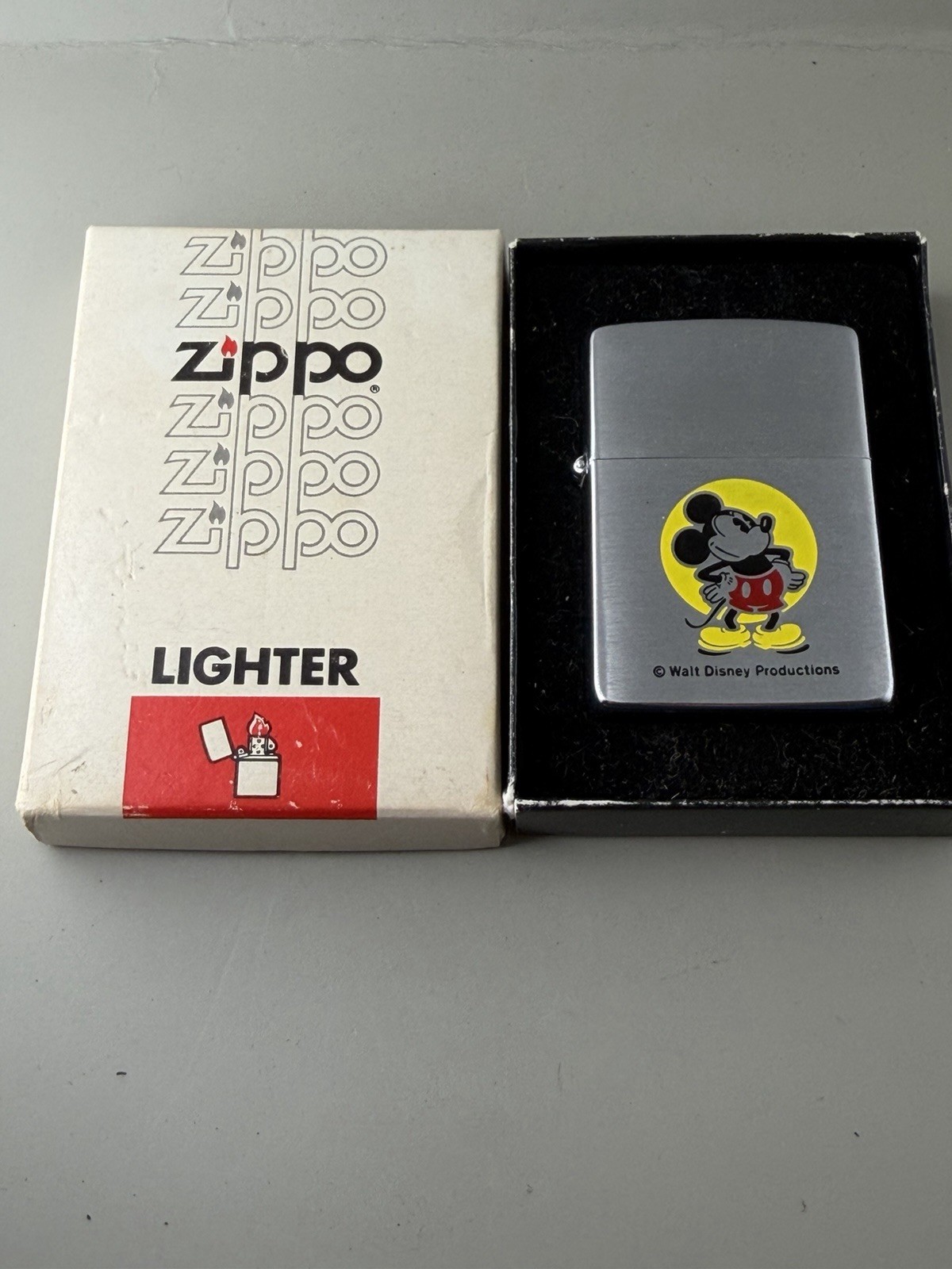 Walt Disney Mickey Mouse Vintage 1980 Chrome Zippo Lighter New B83