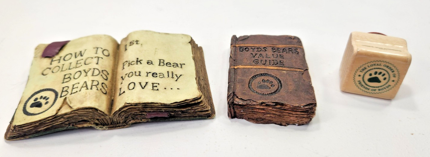 2 BOYDS BEARS RESIN BOOKS AND COLLECTORS STAMP THE COMPLETE GUIDE VALUE GUIDE