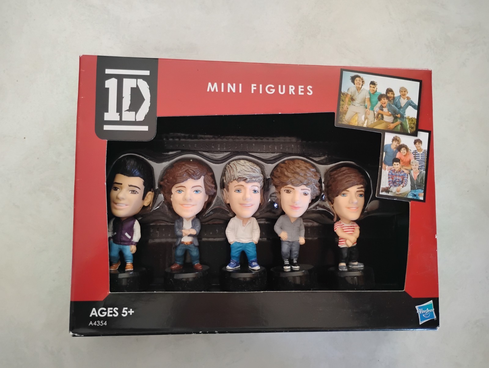 NEW Hasbro One Direction Mini Figures Set 5-Pack NEW Hasbro One Direction Mini Figures Set 5-Pack
