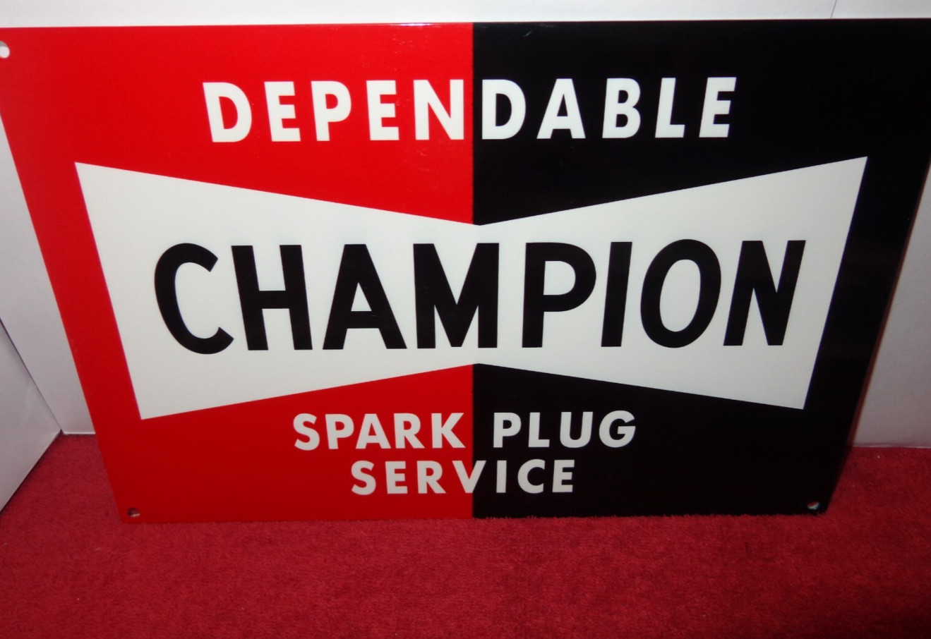 VINTAGE CHAMPION DEPENDABLE SPARK PLUG SERVICE 1' ENAMEL METAL GASOLINE OIL SIGN