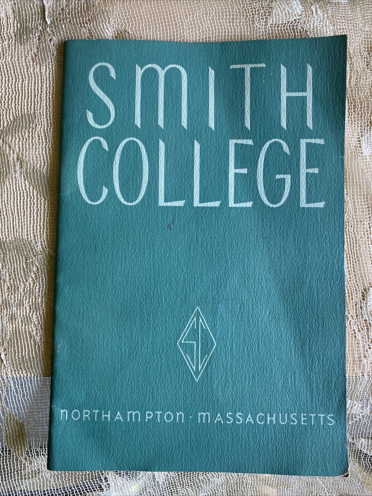 1940s SMITH COLLEGE Handbook Of Information SOFT COVER BOOKLET Northampton Mass
