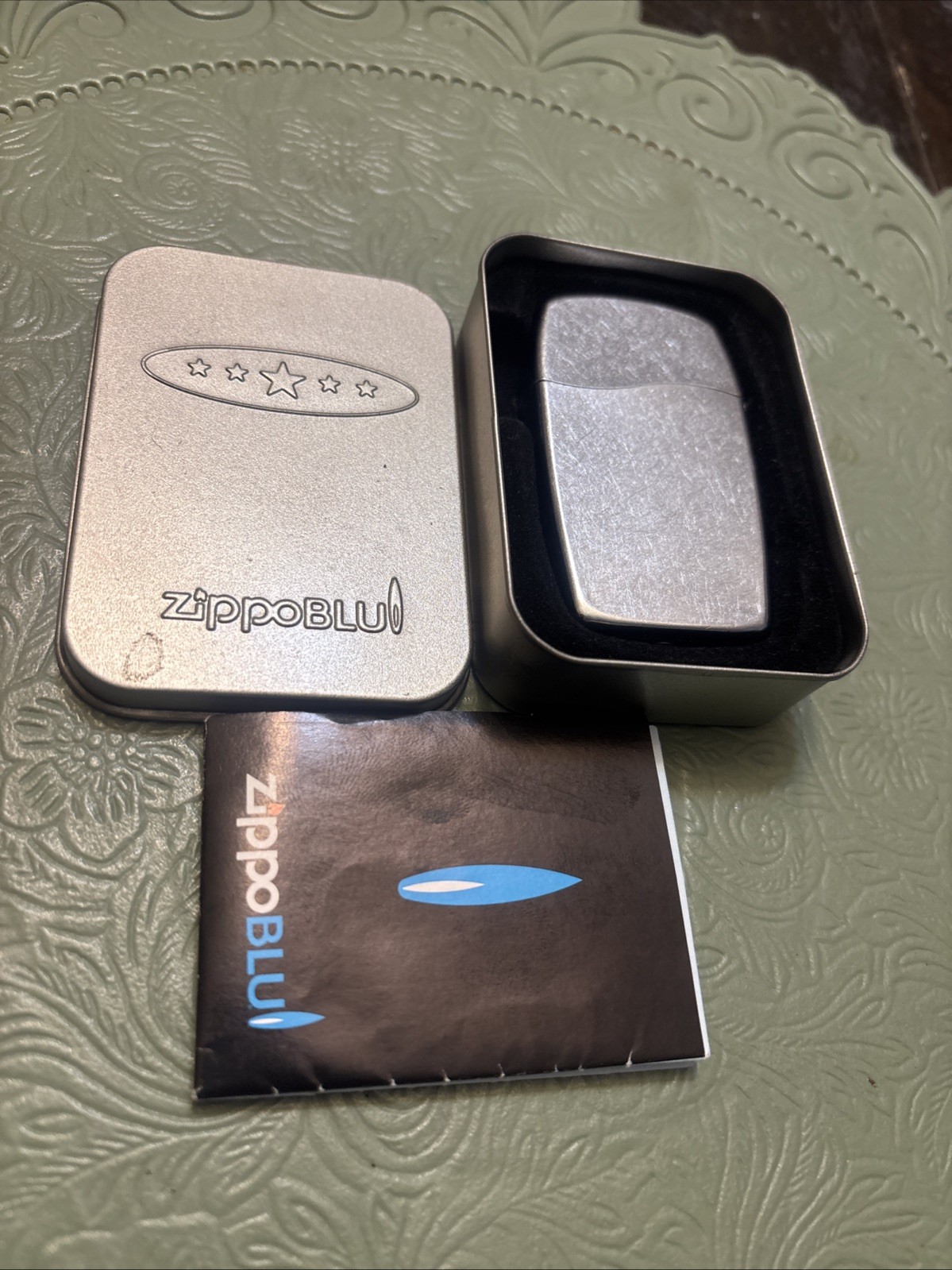 2005 Zippo Blue Chrome Butane Lighter IN BOX WITH PAPERS Zippoblu