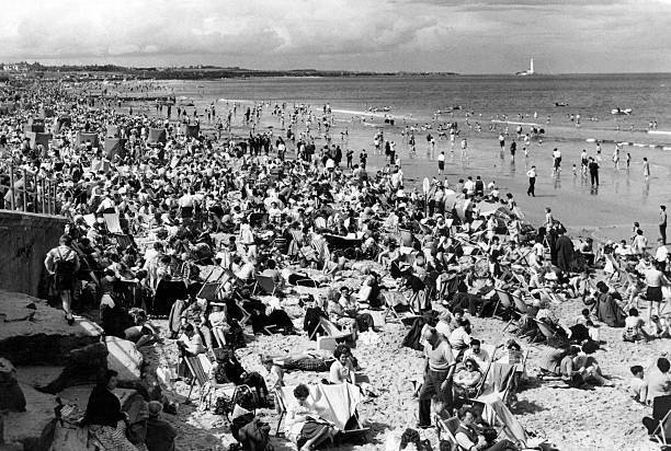 Crowded Whitley Bay beach, Tyne and Wear 1961 OLD PHOTO