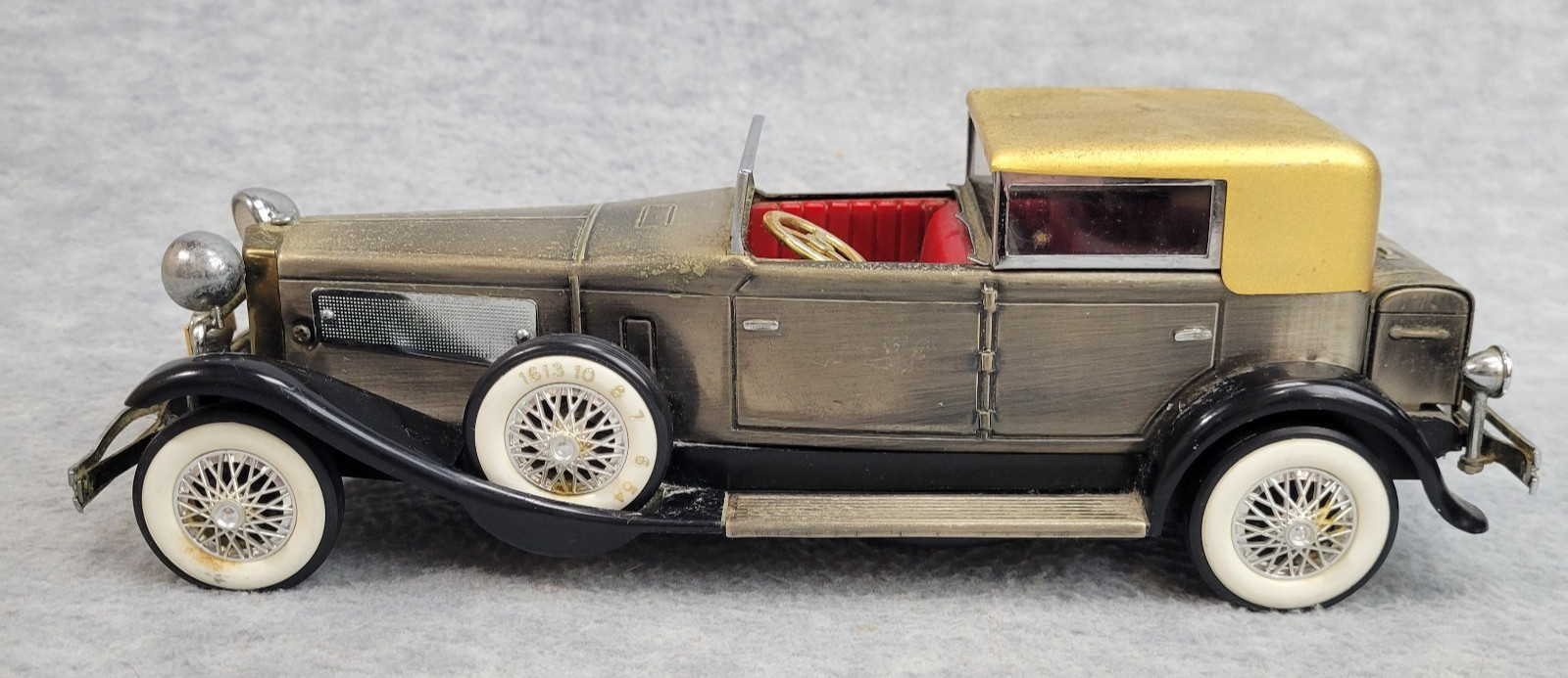 Vintage Waco 1934 Duesenburg Car AM Transistor Radio Novelty Tested/Works Japan
