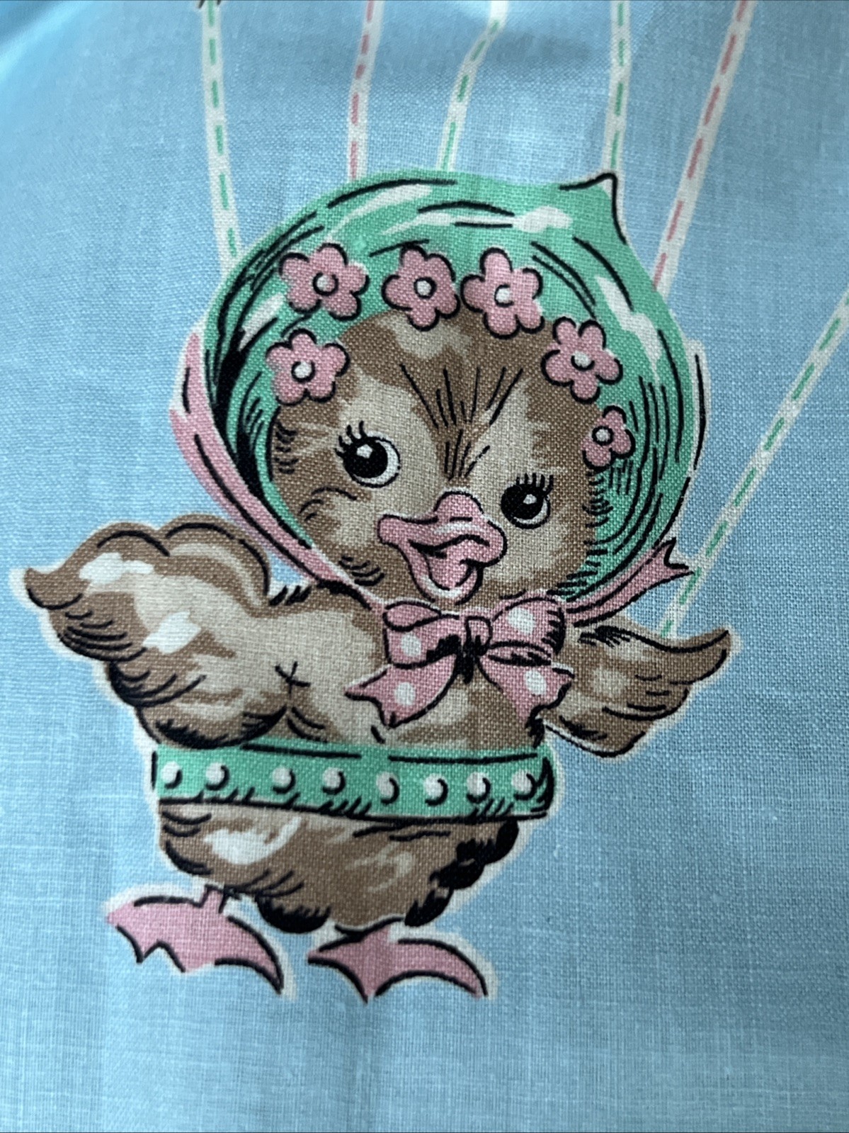 VTG JUVENILE NOVELTY BABY NURSERY COTTON ANIMAL FABRIC HOT AIR BALLOON BLUE PINK