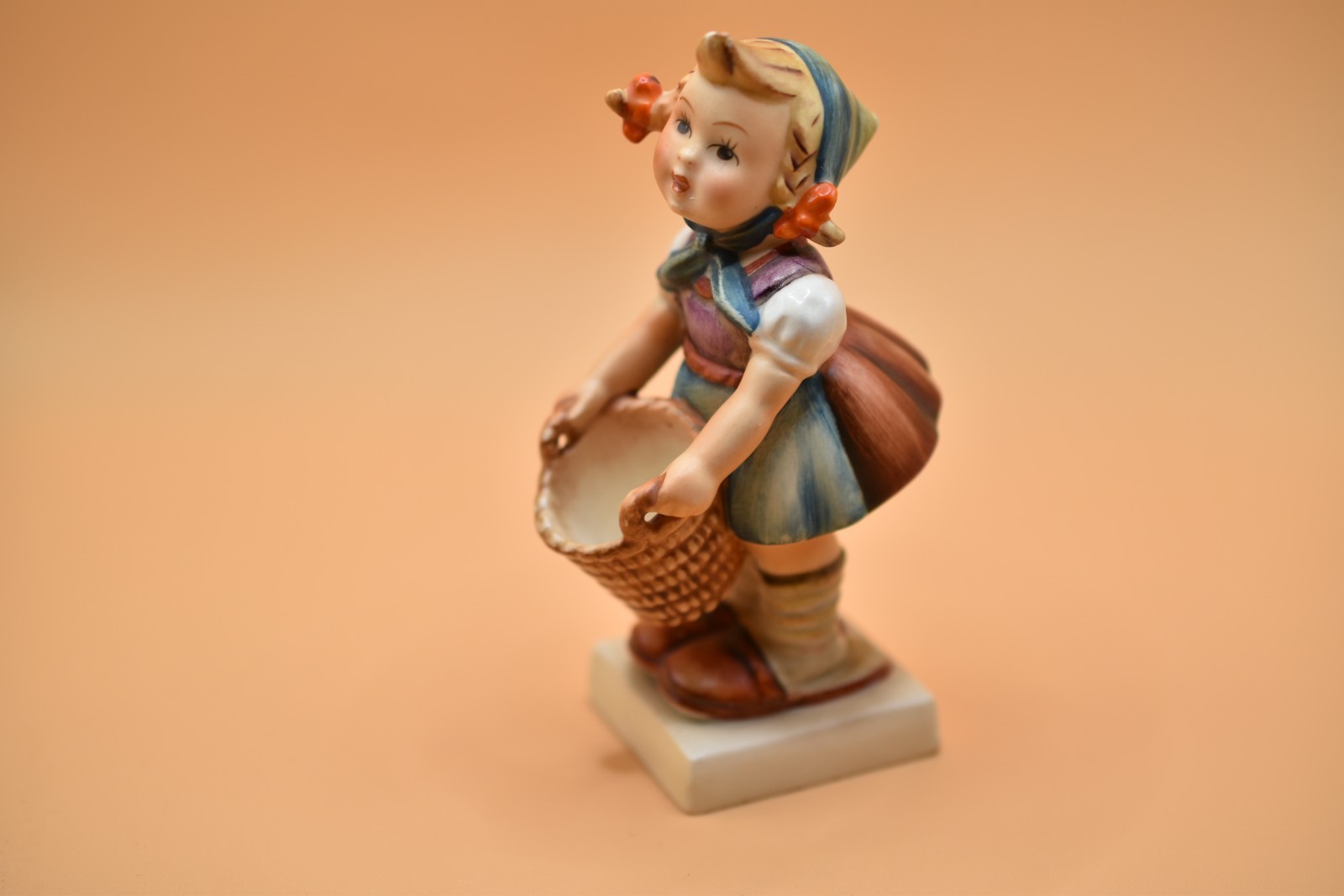M.I. Hummel Figurine #73 \