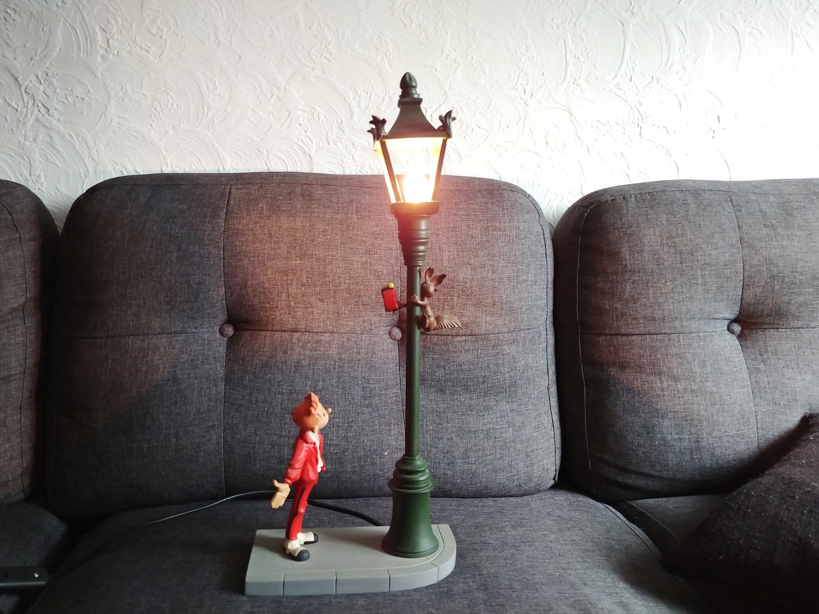 SPIROU ET LE REVERBERE 1st version Lamp post Statue Figurine Leblon Delienne SPIROU ET LE REVERBERE 1st version Lamp post Statue Figurine Leblon Delienne