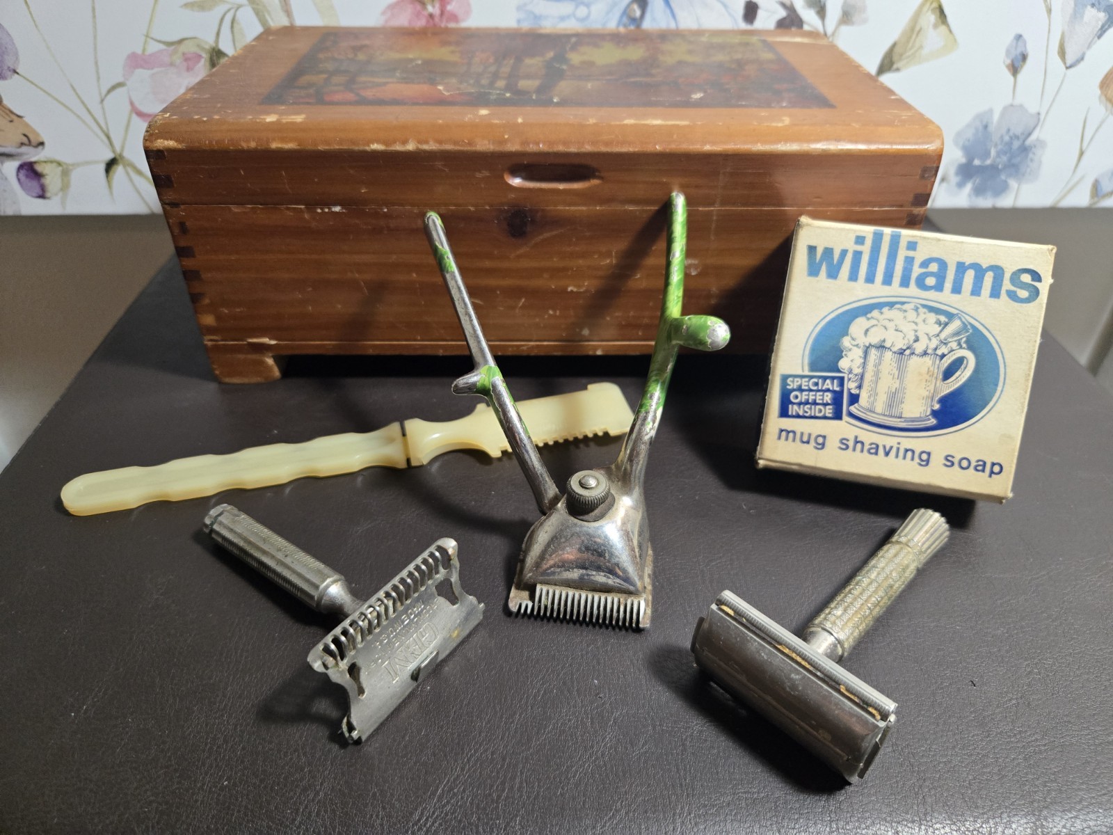 Vintage Razor LOT Gillette Super Speed Flare Tip GEM 1912 Barber Clippers w/ Box
