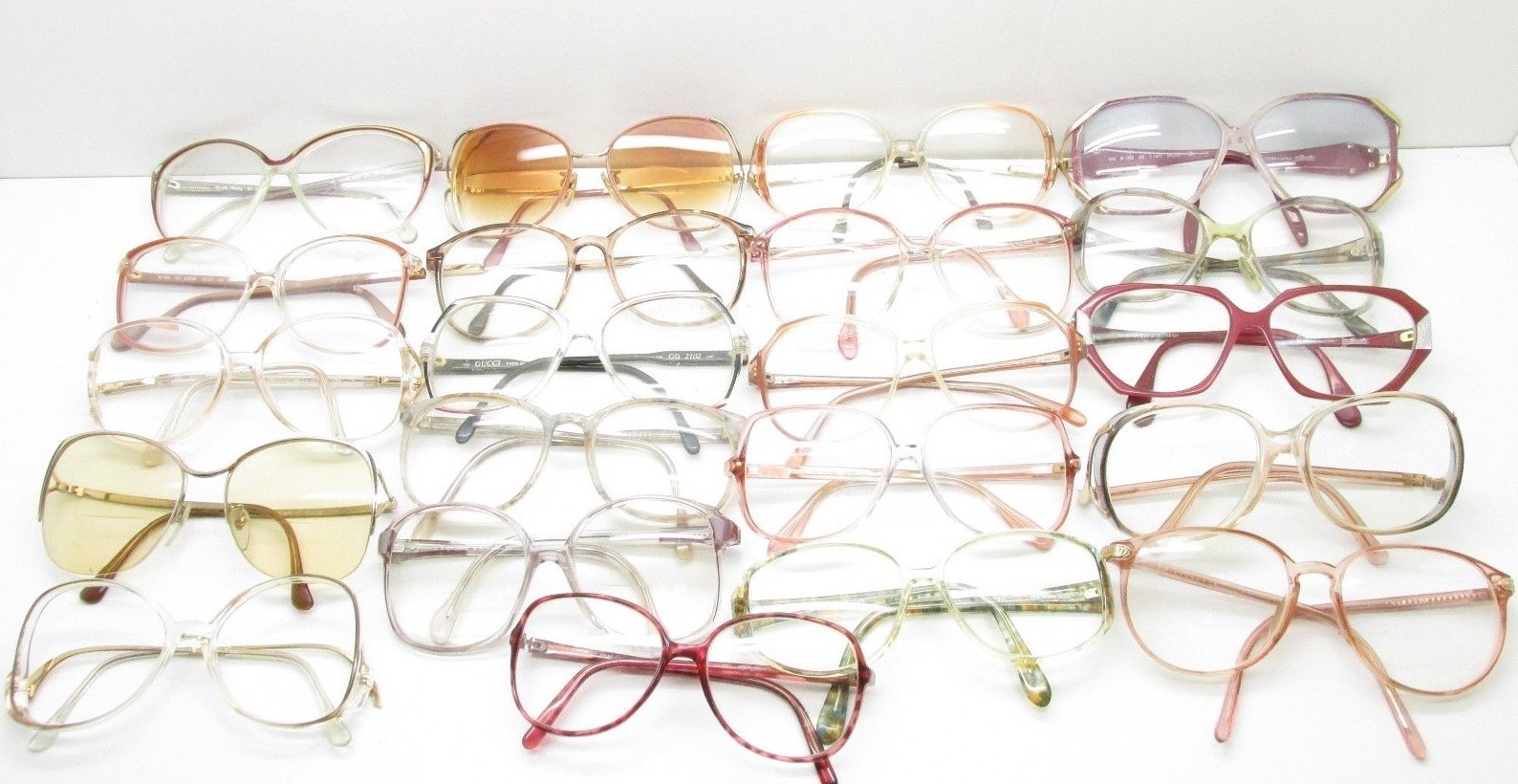 SET of 21 VINTAGE WOMENS OVERSIZED EYEGLASSES FRAMES eyewear bulk lot TV6 S105