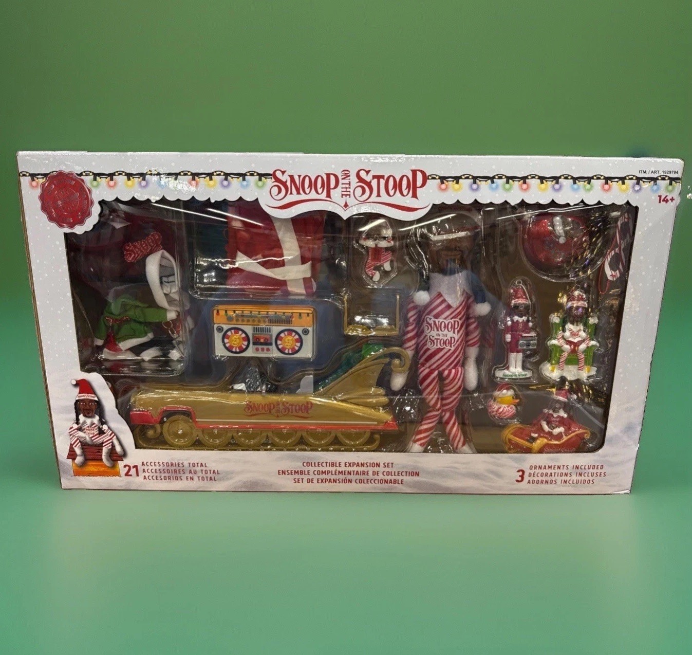 Snoop on the Stoop Extended Box Set 21 Holiday Collectible Roto Plush NEW 2026