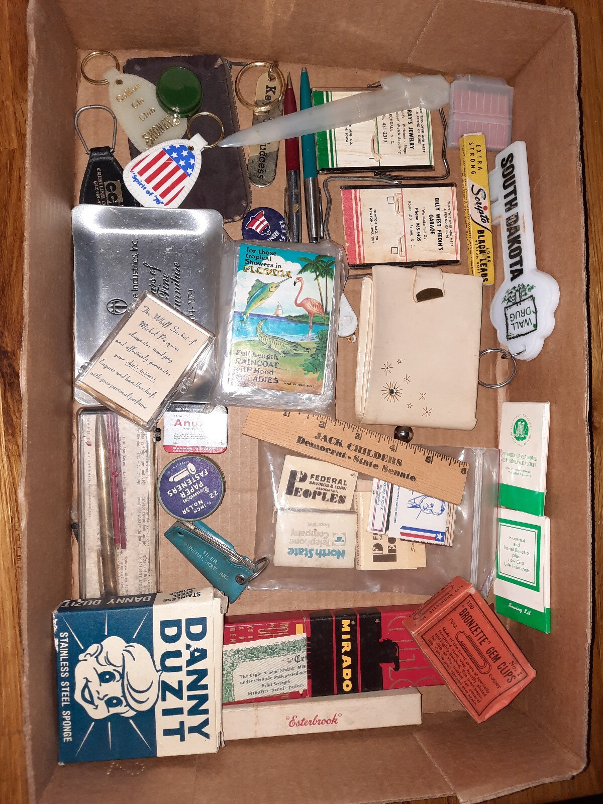 Vintage Resellers Junk Drawer Lot Thomasville  Archdale NC Advertisement local