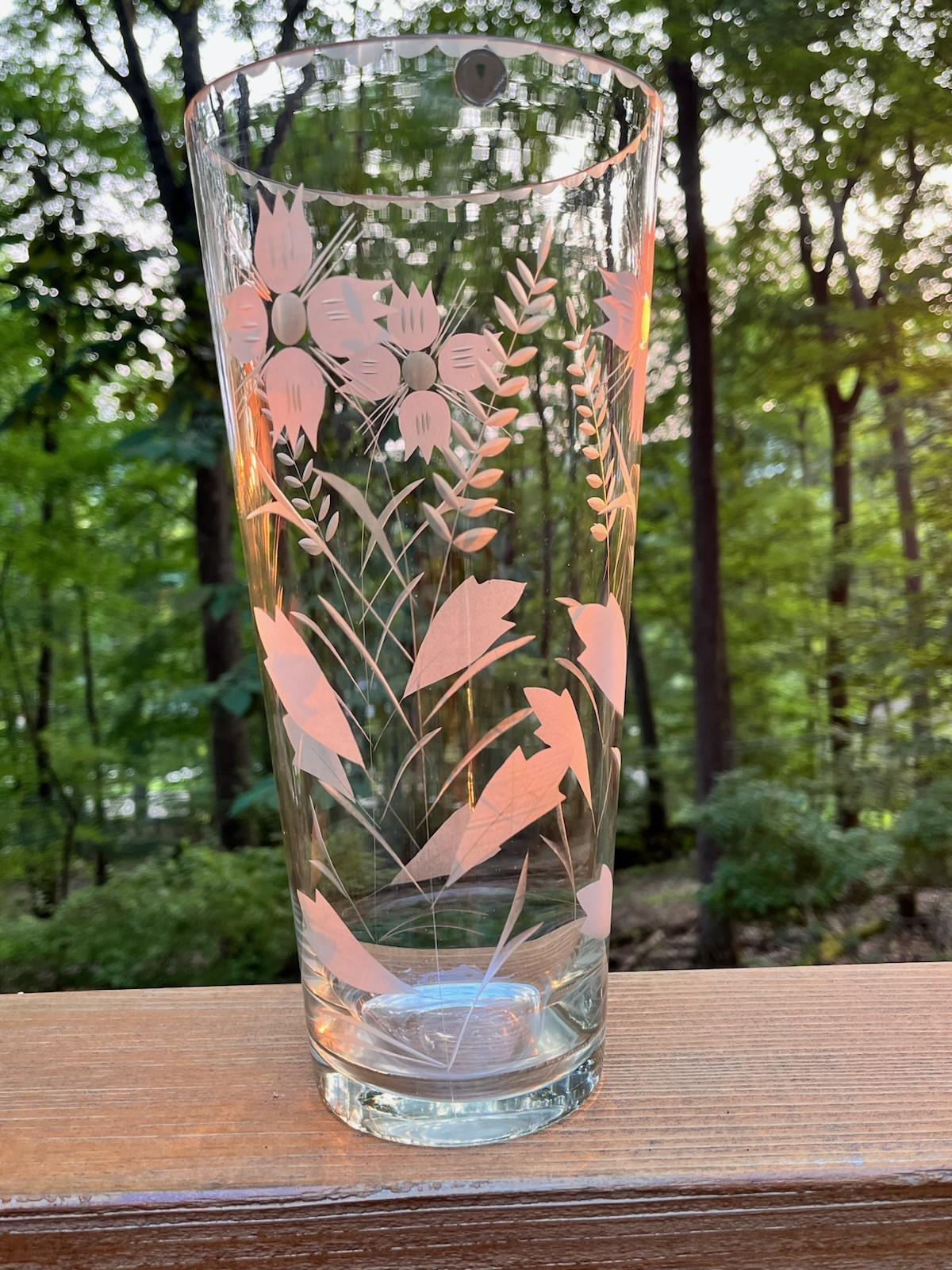 Romanian Etched Glass Vase, Floral Design 11 ¼” H Vintage, original sticker, LRG Romanian Etched Glass Vase, Floral Design 11 ¼” H Vintage, original sticker, LRG
