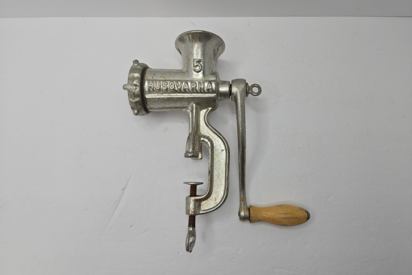 Vintage Husqvarna Reliance Manual Meat Grinder No. 5 Sweden Cast Iron Antique Vintage Husqvarna Reliance Manual Meat Grinder No. 5 Sweden Cast Iron Antique