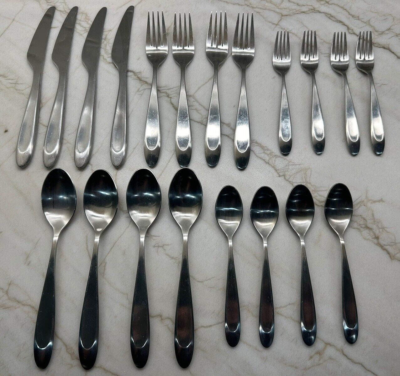 Gourmet Settings STAND BY Service For 4 20 Pc Lot flatware spoons Forks knives
