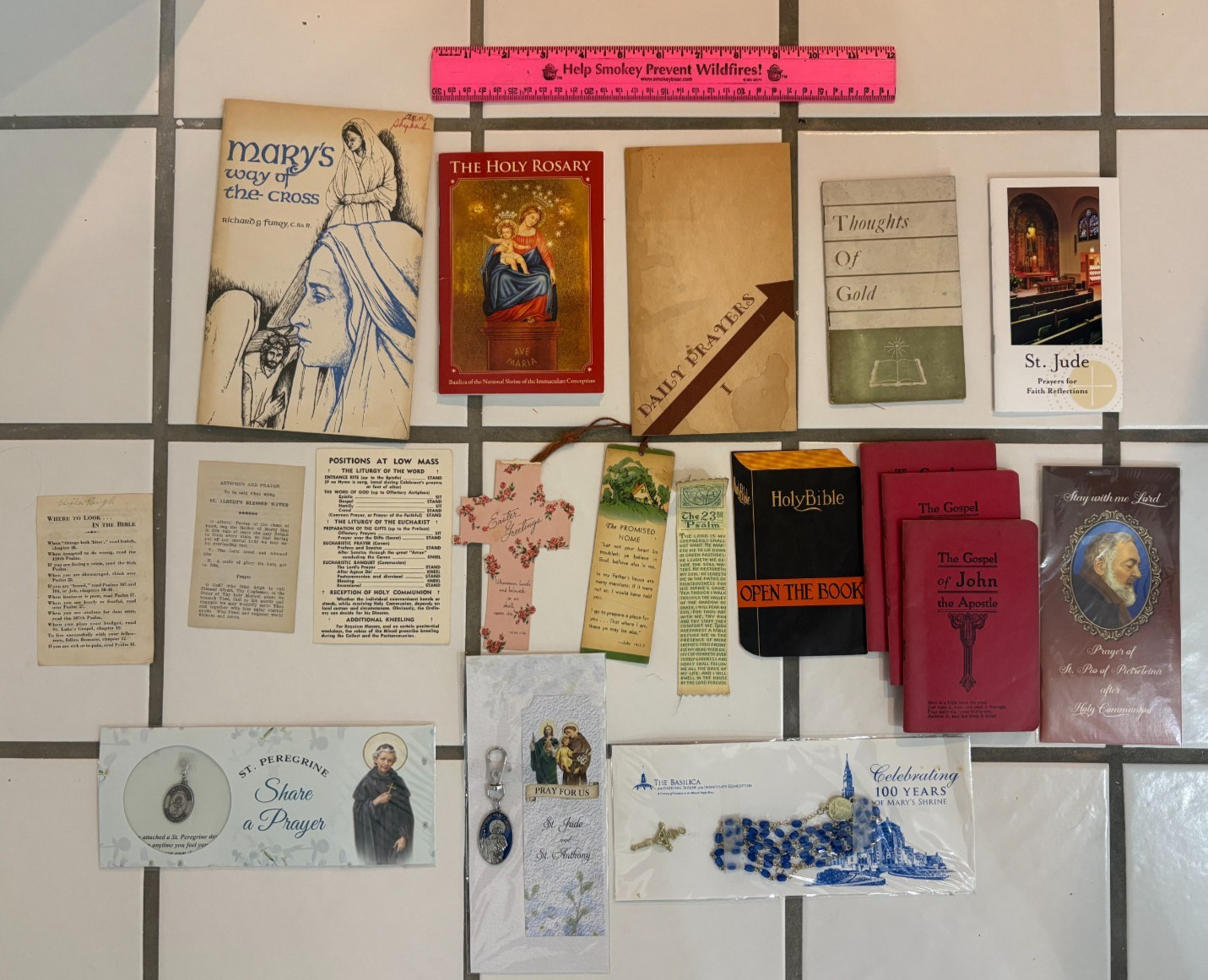 This is a LOT of (18) VINTAGE Mostly Catholic Religious Items Booklets Prayers &