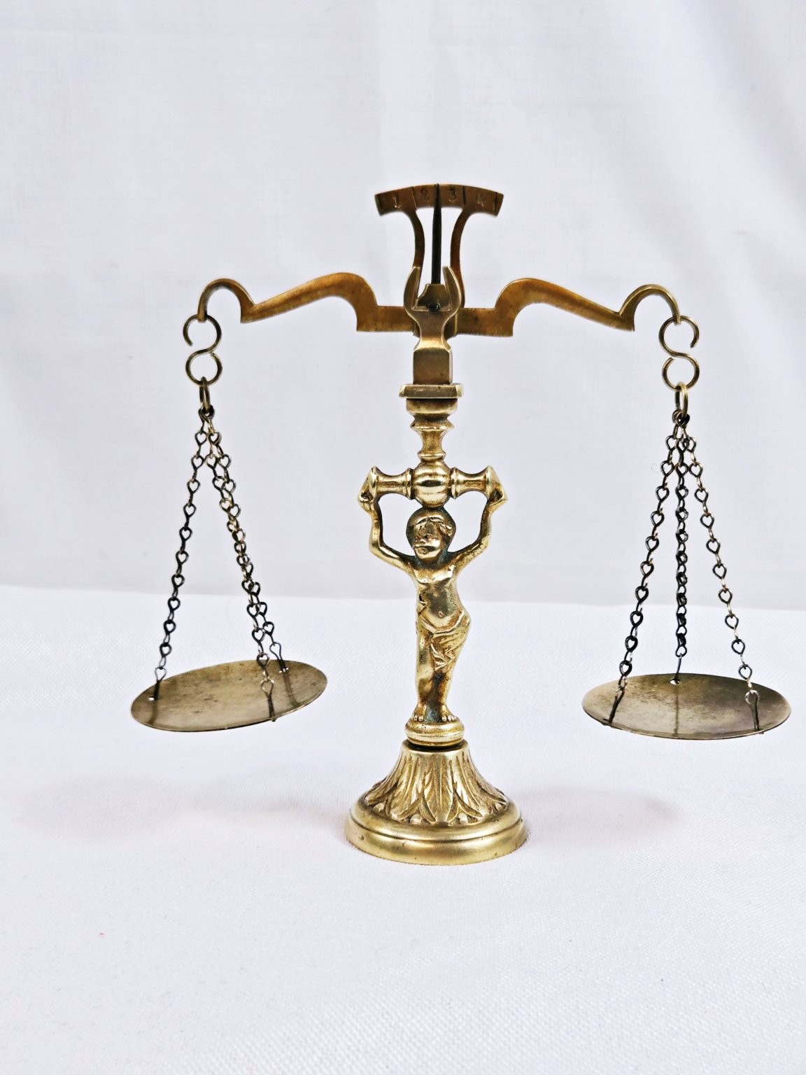 Vintage 1950s Mid-Century Brass Cherub Balance Scale Decorative Desk Decor