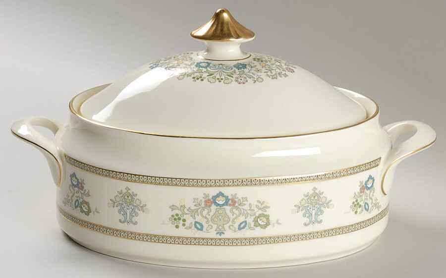 Minton Henley Oval Covered Vegetable 331941