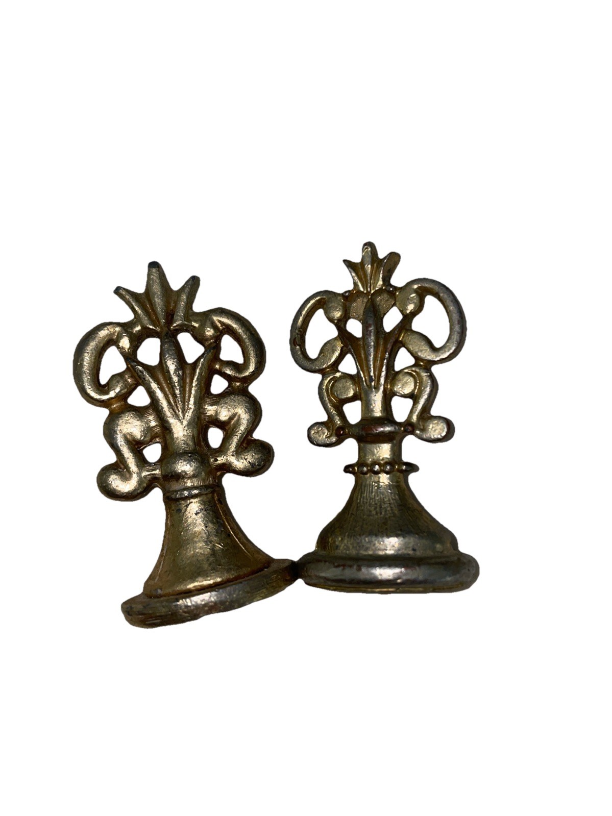 Vintage Fleur-De-Lis Brass Wax Seal Stamper Set “M” & “L” Vintage Fleur-De-Lis Brass Wax Seal Stamper Set “M” & “L”