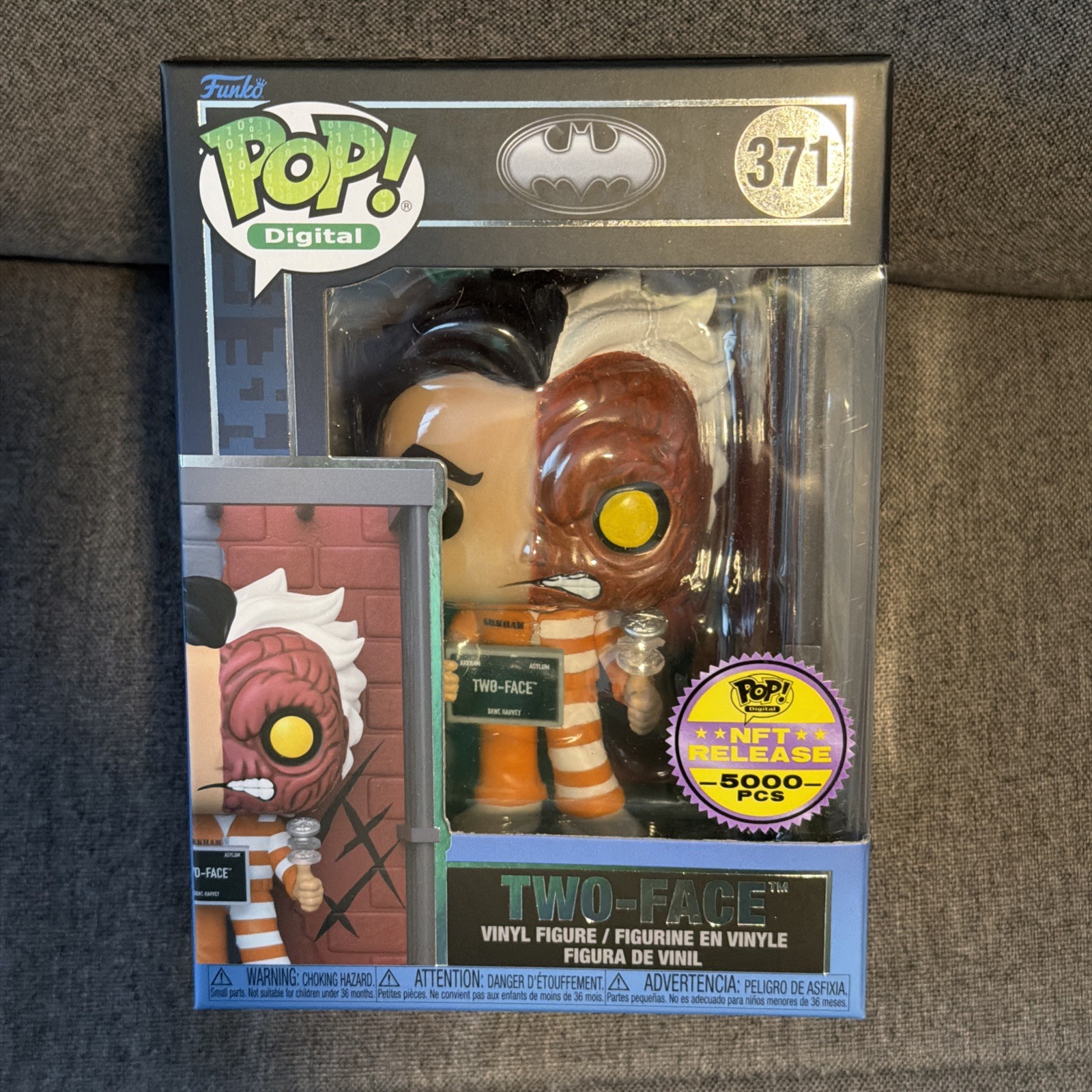 Funko Pop Digital Two-Face Batman 85th Series 2 Ultra Vinyl Figure LE 5000 #371