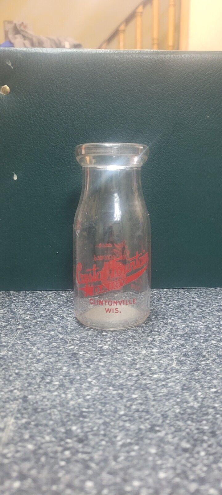 Vintage Crystal Fountain Dairy Clintonville, Wi Half Pint milk bottle  