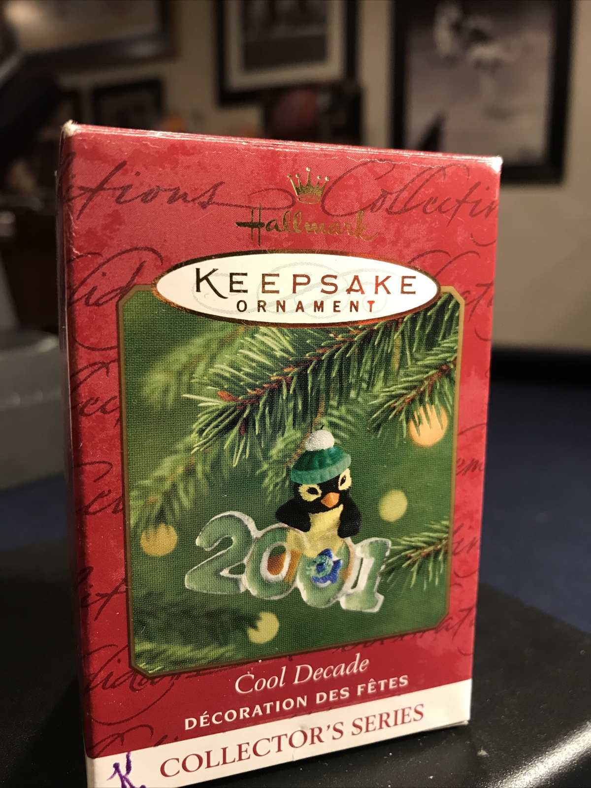 Christmas Ornament Penguin Hallmark Keepsake Cool Decade 2001 Cool Decade F110