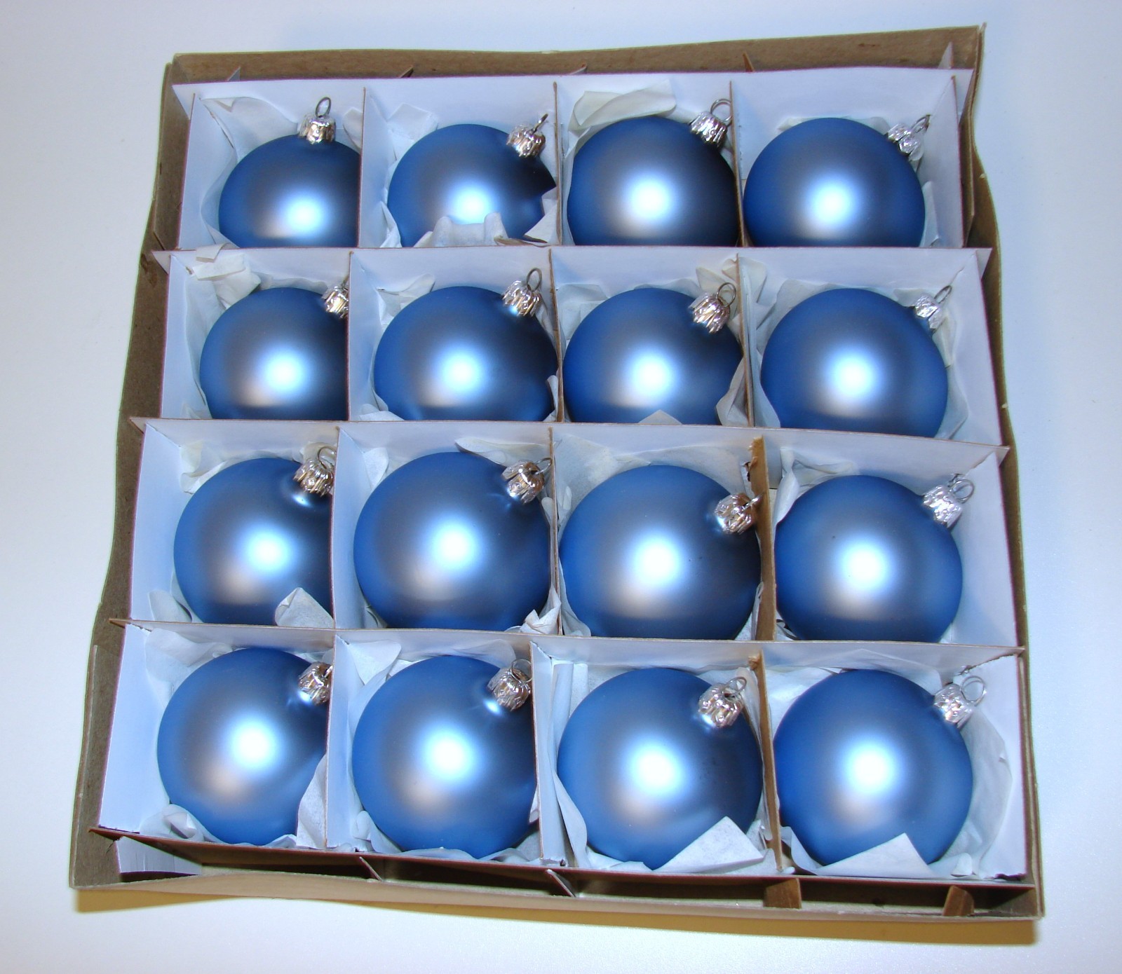 Lot: 16 Baby Light Blue 2\