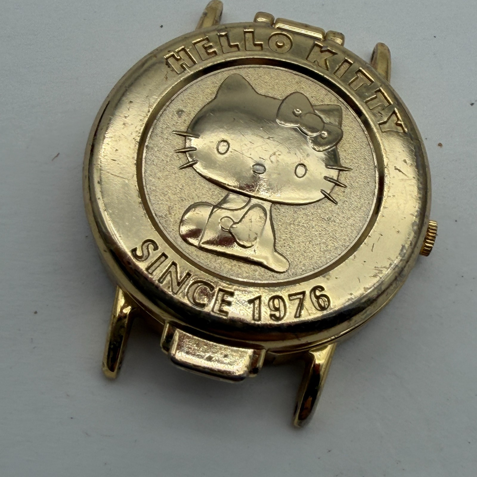 Vintage Ladies Sanrio 1988 Hello Kitty Gold Tone Quartz Watch Parts/Repair