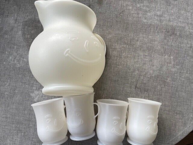 1980's Vintage Kool Aid Man Frosted White Plastic Pitcher and 4 cups  