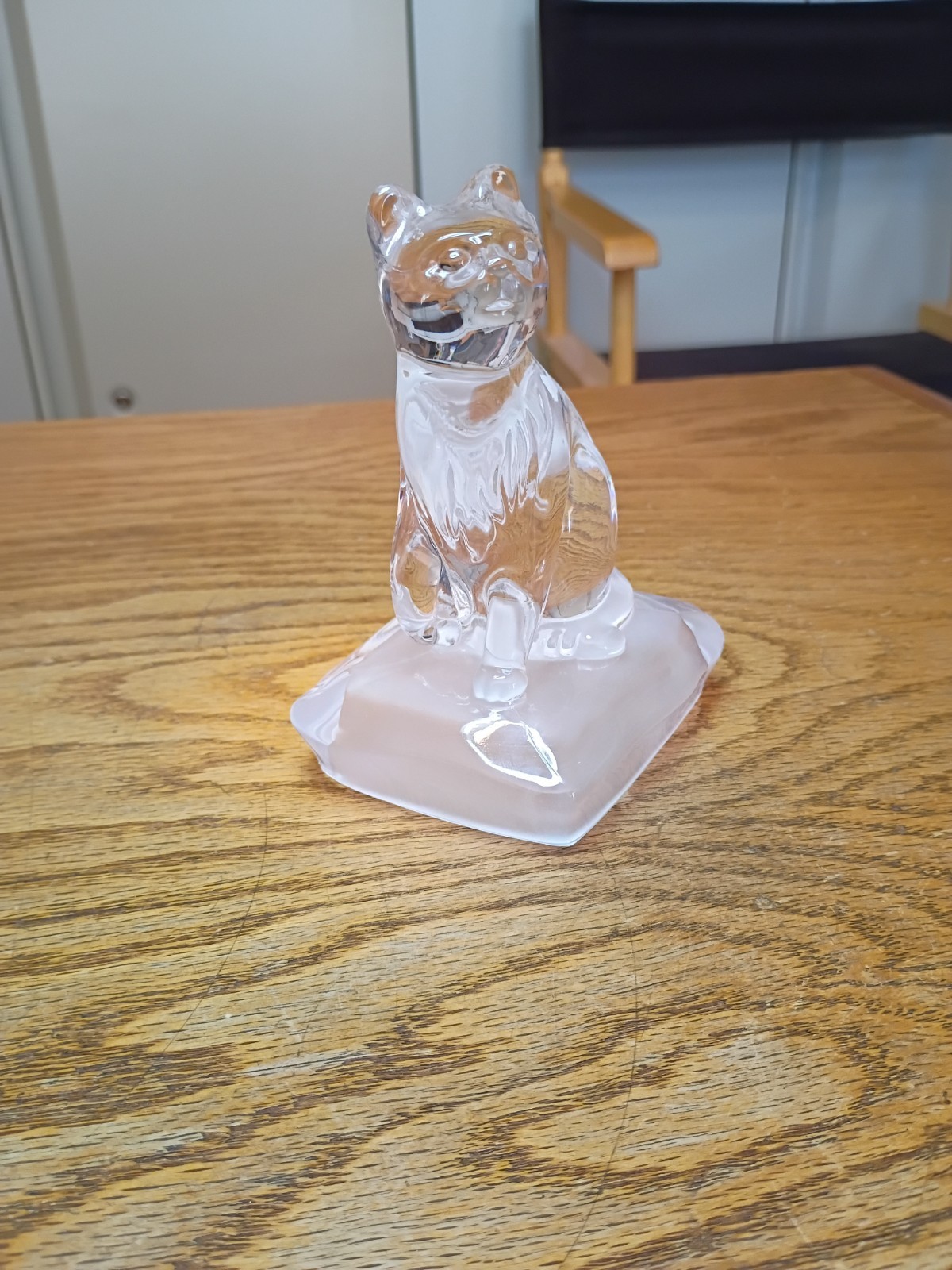Clear Glass Sitting Cat Figurine Statue on Rectangular Frosted Base 6 Inches