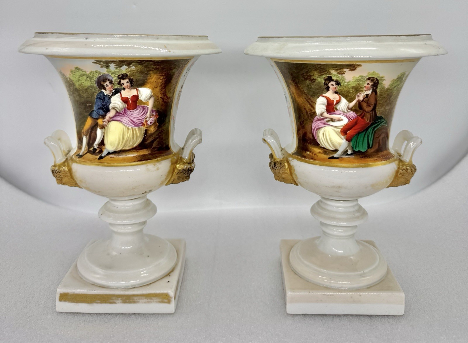 Antique Pair Old Paris Porcelain Mantel Urns Vases French Empire Vieux Paris 10