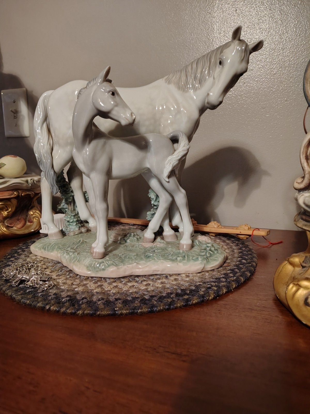 Lladro Horse Figurine First Steps On The Prairie #6873 Mare & Foal with Box Lladro Horse Figurine First Steps On The Prairie #6873 Mare & Foal with Box