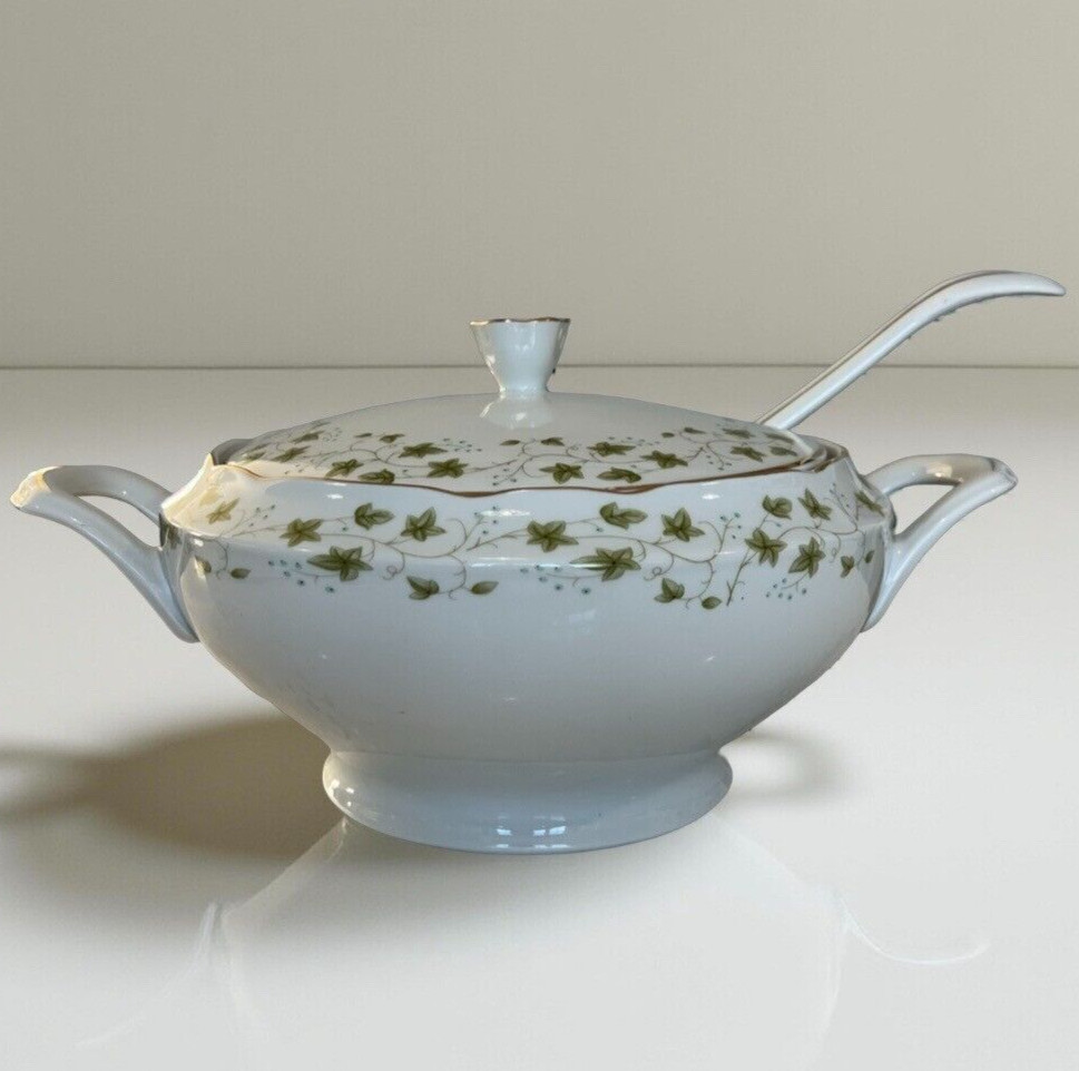 Soup Tureen w/ Ladle Diana Pattern by Favolina Karolina Poland - Great Condition
