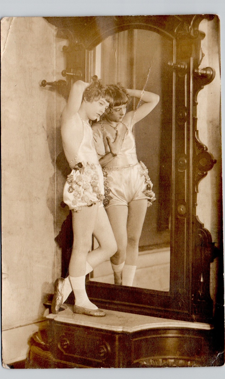 STRANGE MIRROR POSE YOUNG LADY 1930s postcard (CREASE) real photo rppc fantasy