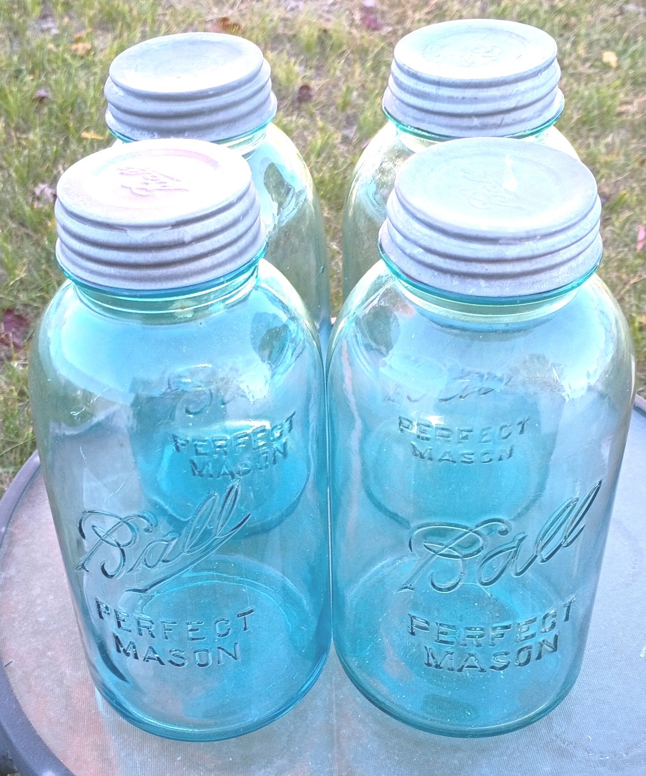 Lot Of 4 VTG Half 1/2 Gallon Ball Blue Perfect Mason Jars w/ Zinc porcelain lids