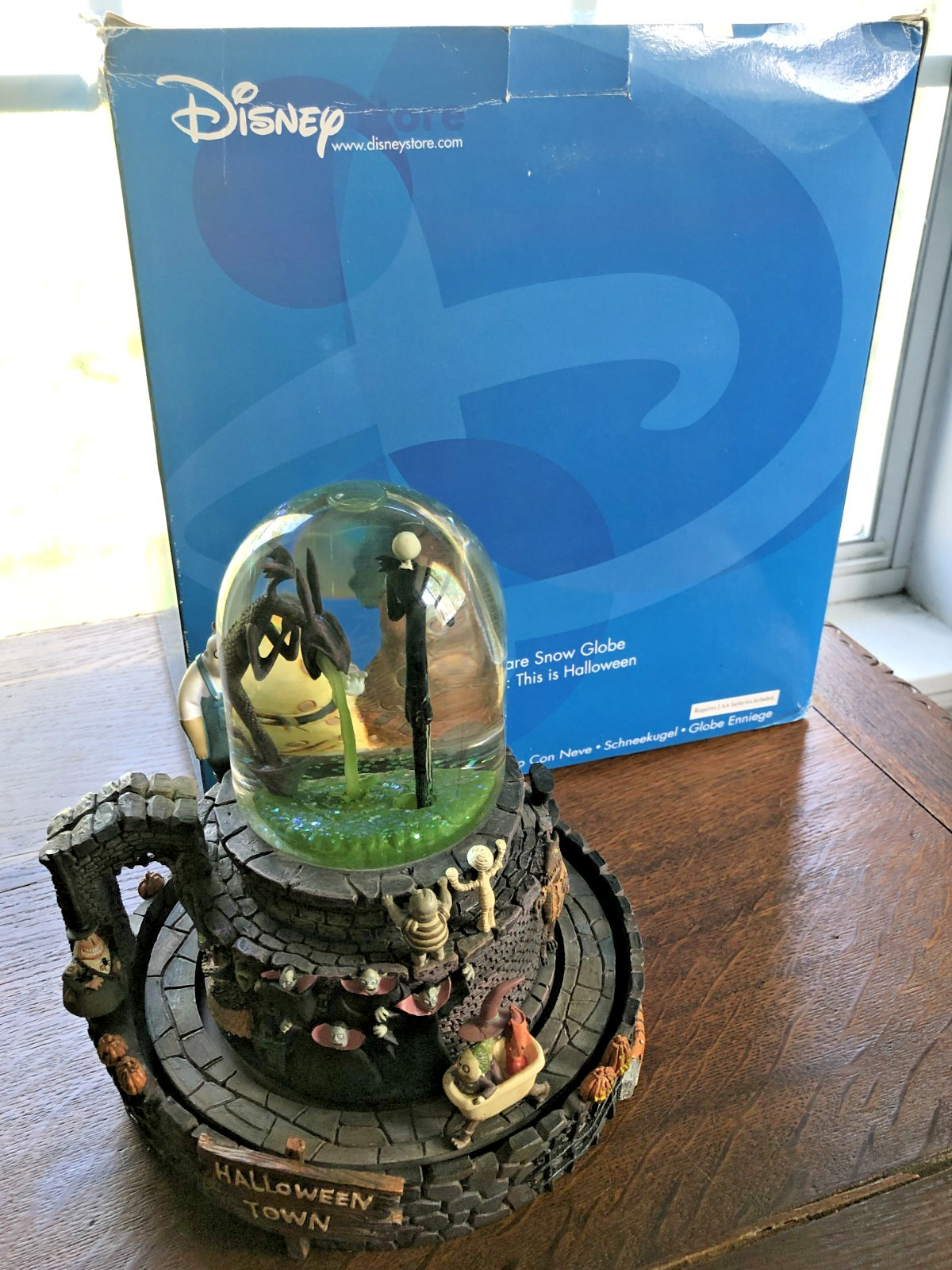 VTG Nightmare B4 Christmas Halloween Town Musical Animated + Snow Globe 2001 MIB VTG Nightmare B4 Christmas Halloween Town Musical Animated + Snow Globe 2001 MIB