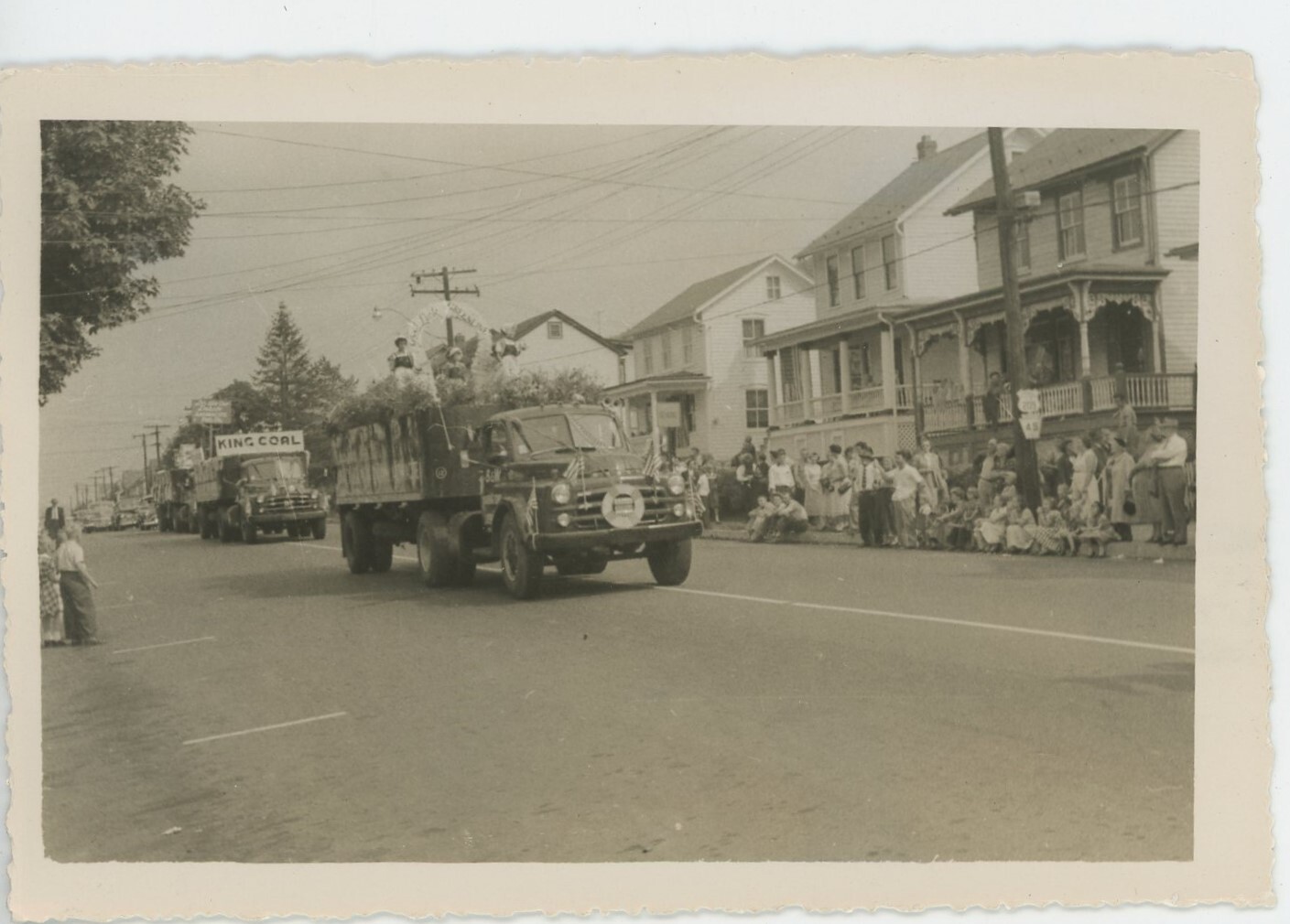 Vintage Photo Parade Floats Greenline King Coal Route 209 Pennsylvania 1950s
