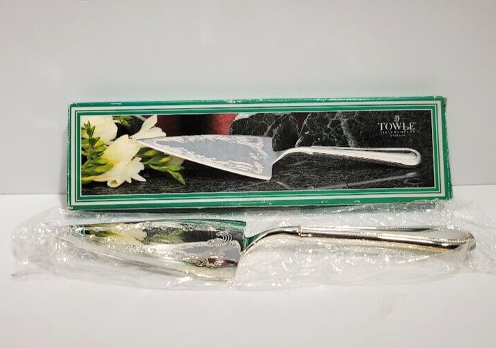 TOWLE SILVERPLATED BEADED DESIGN PASTRY SERVER-NEW IN BOX- 10 1/2 inches length