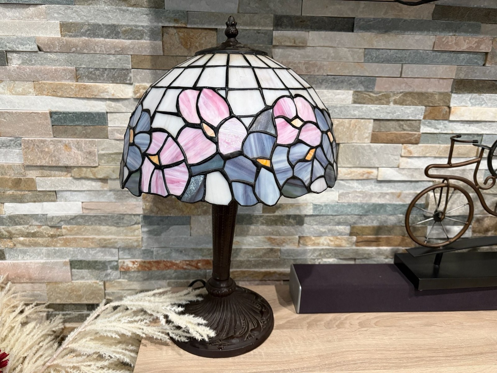 Stained Glass Floral Table Lamp Pink Blue