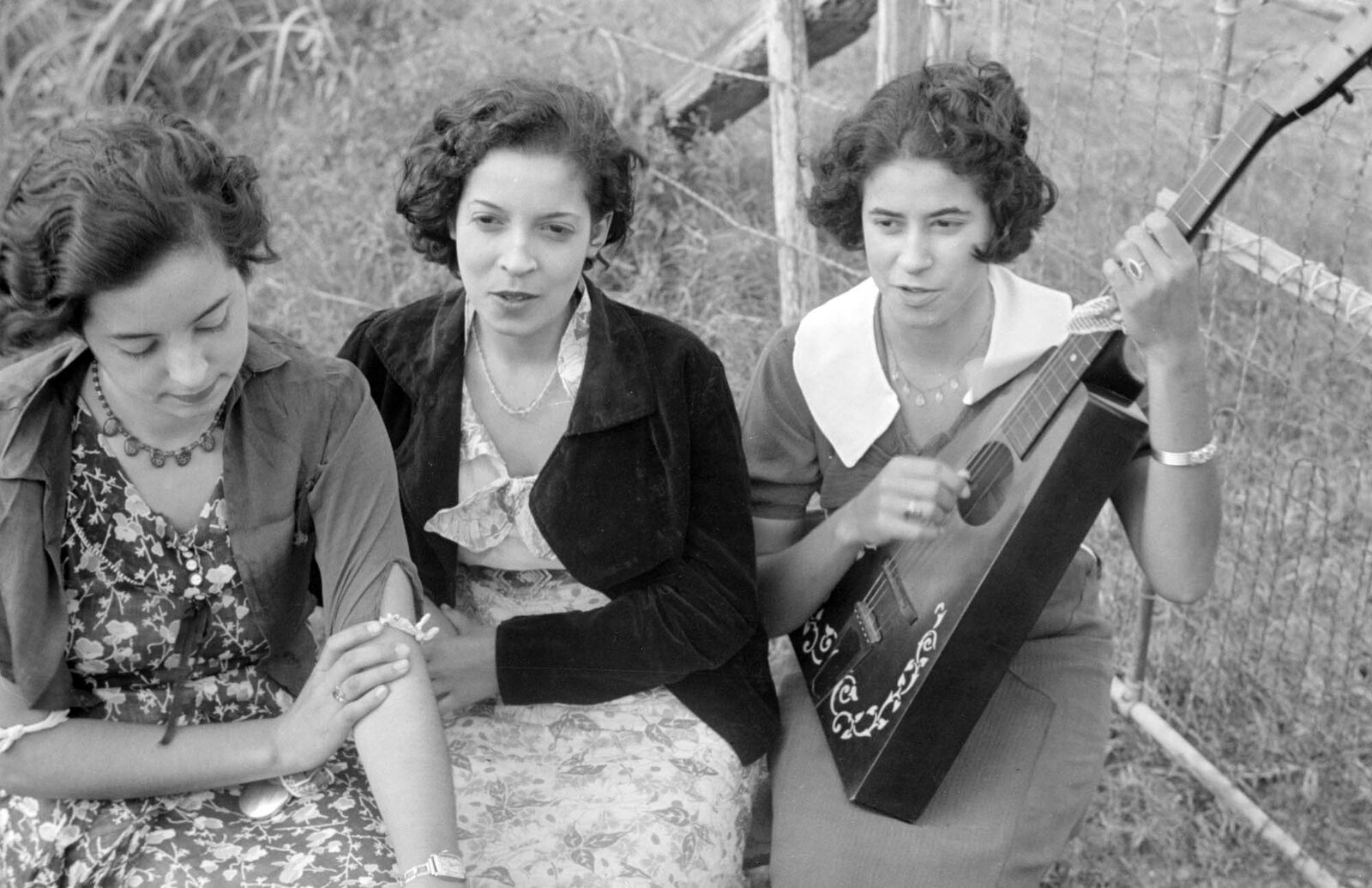 1935 Creole Girls, Plaquemines Parish, Louisiana Old Photo 11\