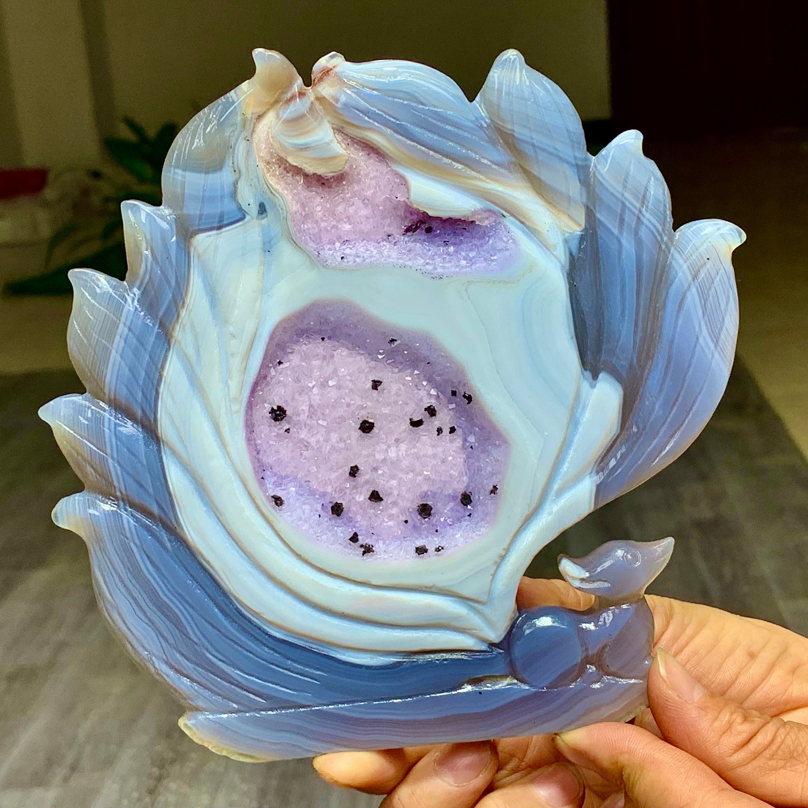 499G Natural amethyst agate crystal specimen Hand carved Nine Tailed Fox
