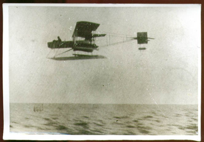 Friedrichshafen FF I biplane photograph 1910s