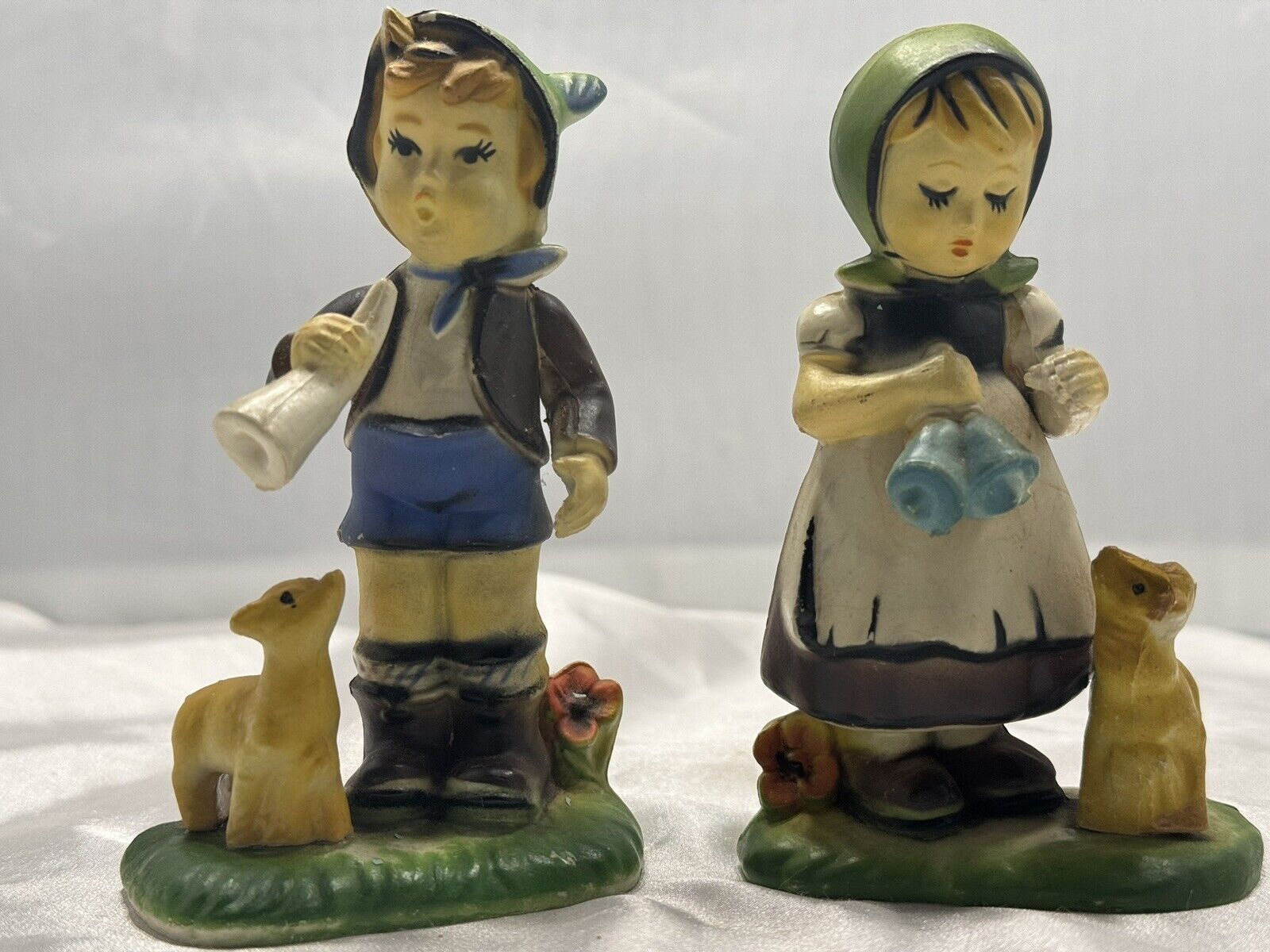 VINTAGE Hummel Like Plastic Figurines BOY & GIRL with LAMBS 4.25in made in Macau