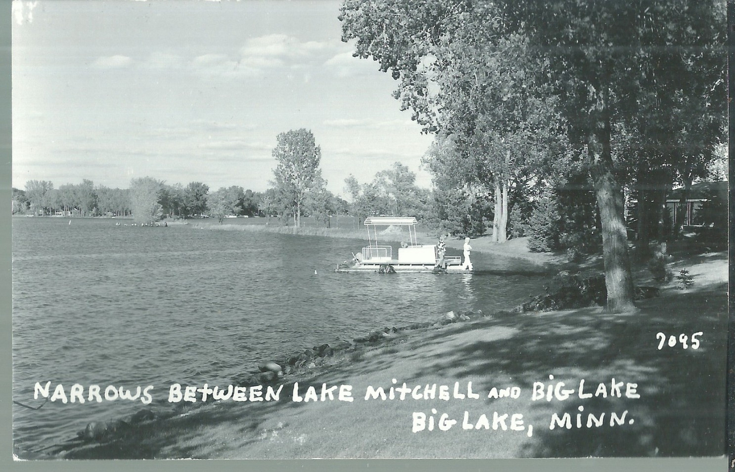 NICE RPPC VIEW OF NARROWS BETWEEN LAKE MITCHELL AND BIG LAKE IN BIG LAKE, MN