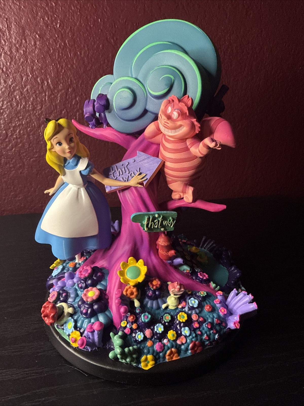 Disney Alice in Wonderland Glow in Dark Alice and Cheshire Figurine