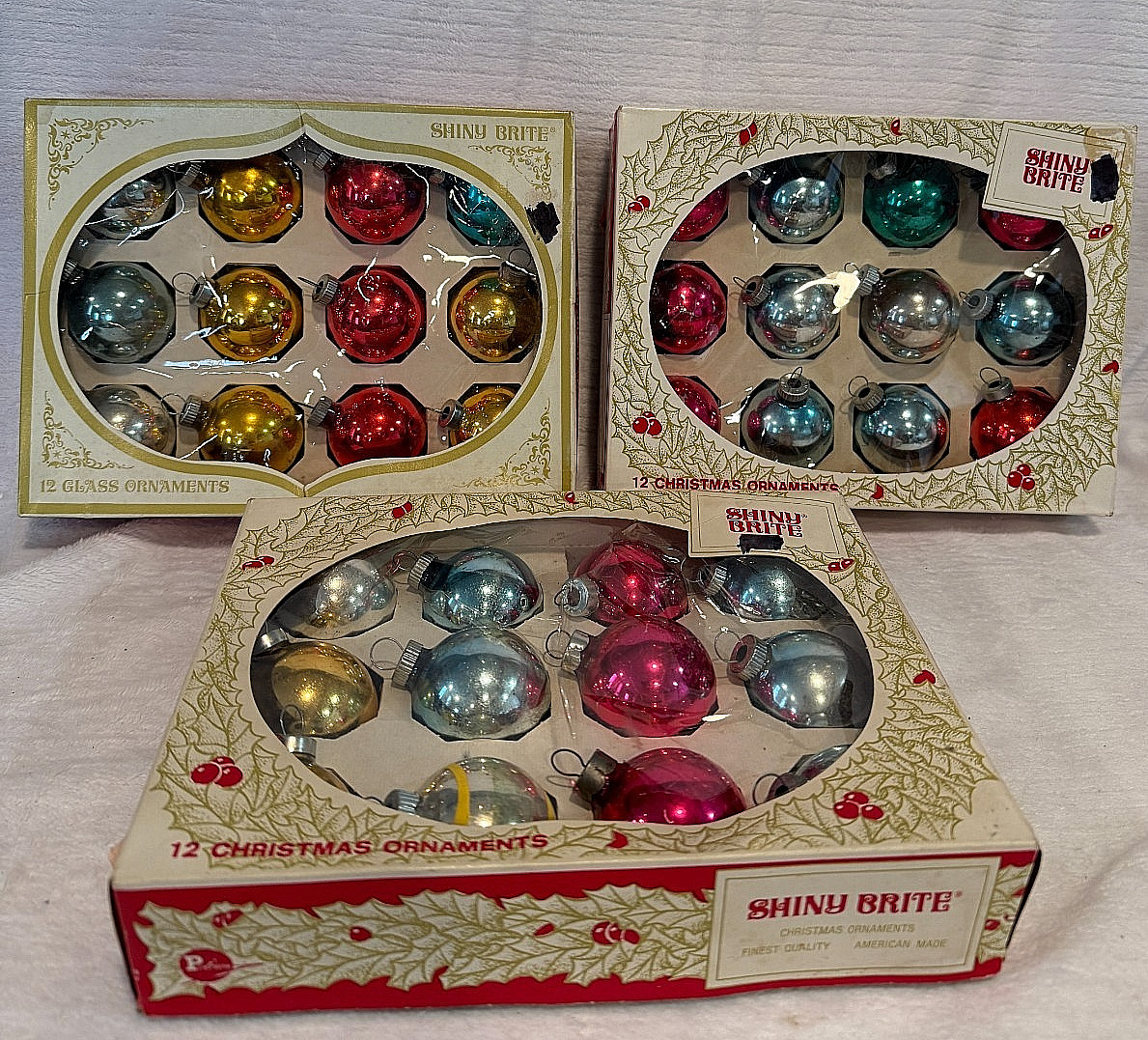 Beautiful Vintage  Christmas  Original Box Shiny Brite Multi color Ornament Lot