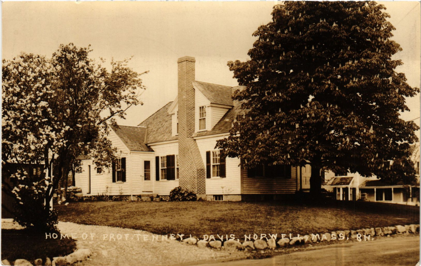PC CPA US, MASS, NORWELL, HOME OF PROF L DAVIS, REAL PHOTO POSTCARD (b6405) PC CPA US, MASS, NORWELL, HOME OF PROF L DAVIS, REAL PHOTO POSTCARD (b6405)