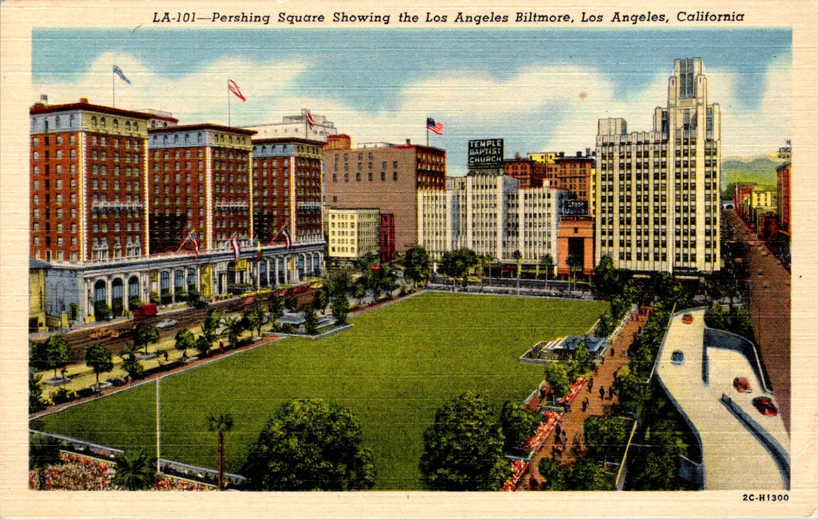Los Angeles CA Pershing Square Biltmore Hotel Linen Postcard Unposted
